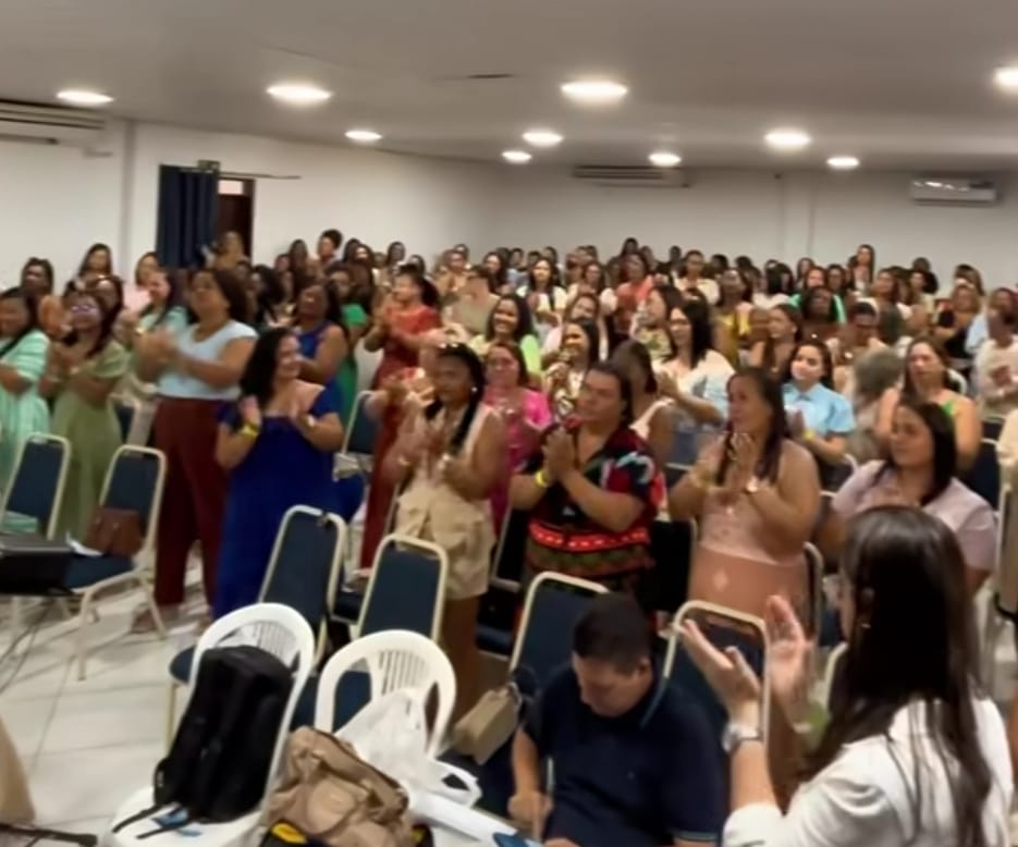 Caaporã realiza formação para educadores e reforça valorização dos profissionais da rede municipal