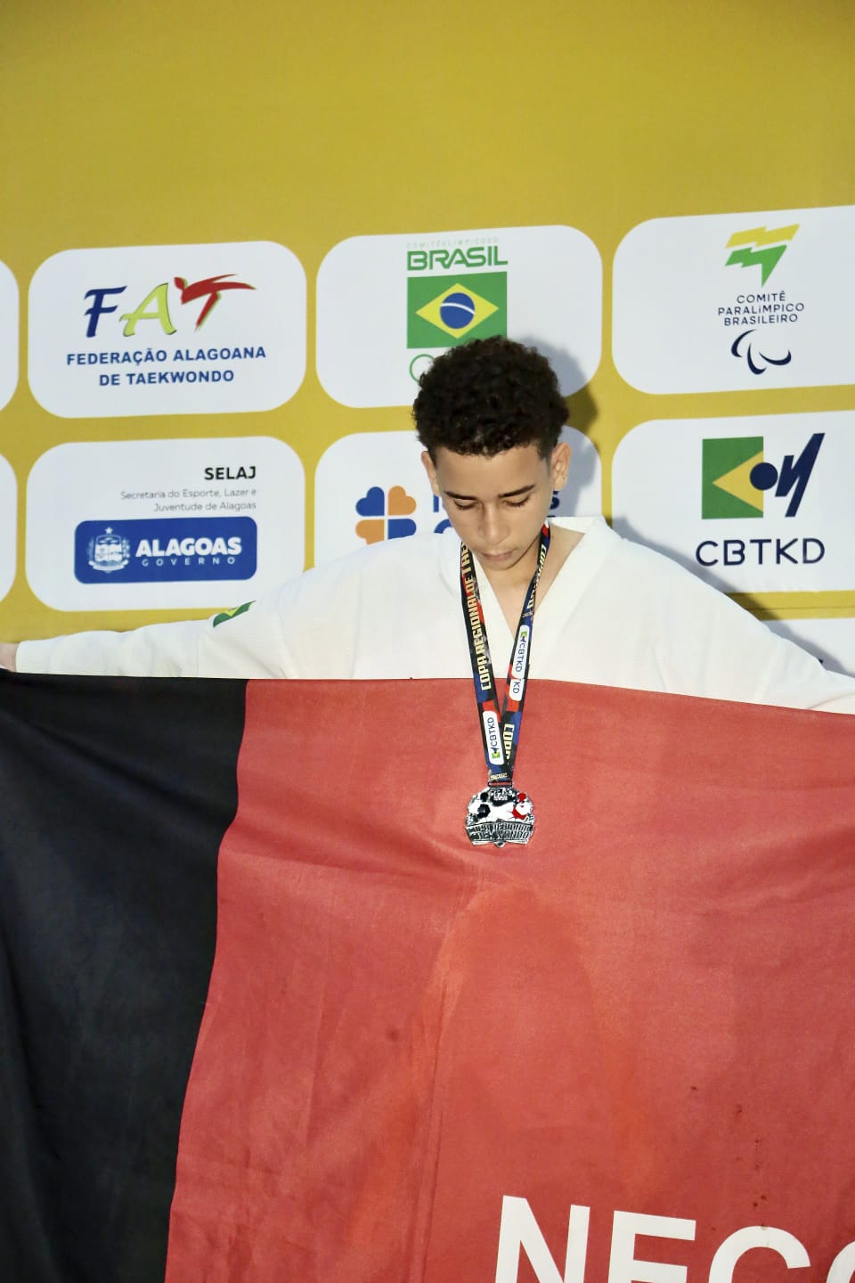 Atletas de Caaporã conquistam medalhas na Copa Regional Nordeste de Taekwondo 2026